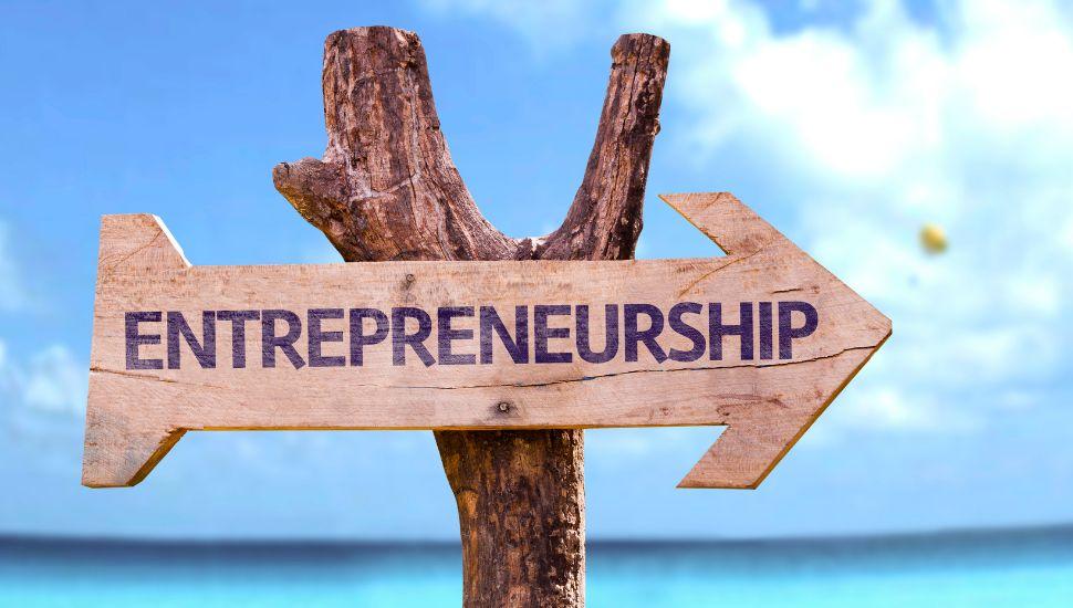 How can LinkedIn help if you are considering entrepreneurship p/t or f/t?